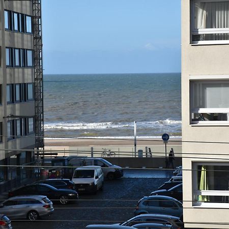 Lichtrijk 2-Slaapkamerappartement Met Zeezicht En Gratis Parking Ostende Exterior foto