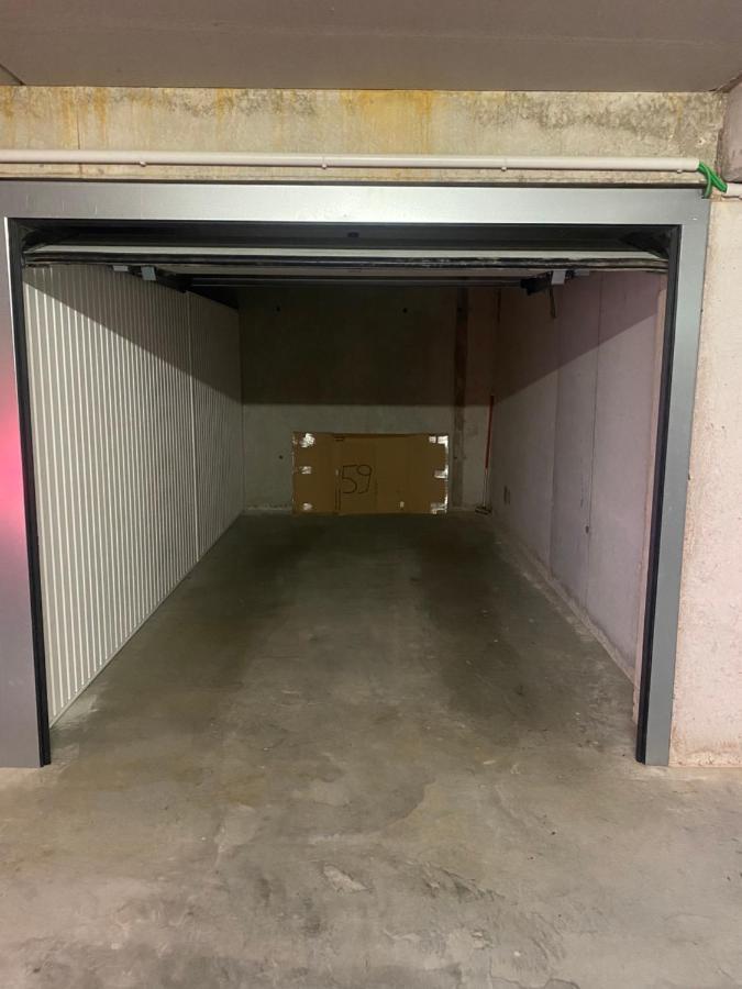 Lichtrijk 2-Slaapkamerappartement Met Zeezicht En Gratis Parking Ostende Exterior foto
